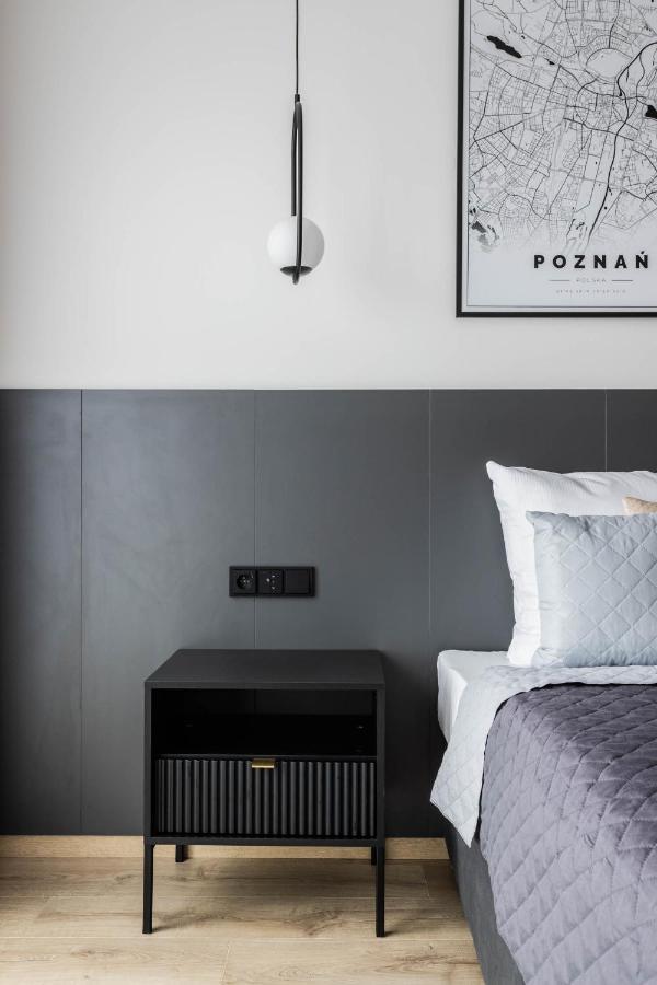 Klimatyzowany Apartament Very Berry Z Parkingiem W Poznaniu By Noclegi Renters Bagian luar foto