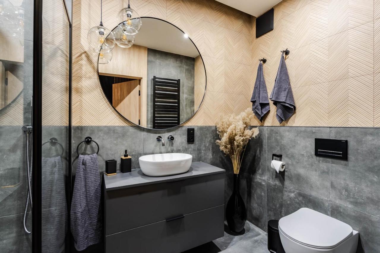 Klimatyzowany Apartament Very Berry Z Parkingiem W Poznaniu By Noclegi Renters Bagian luar foto